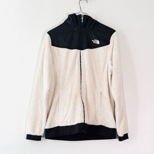 The North Face Women’s Teddy Hooded Jacket